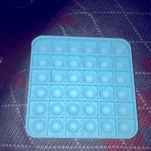 Blue pop it - Picture 2 of 2